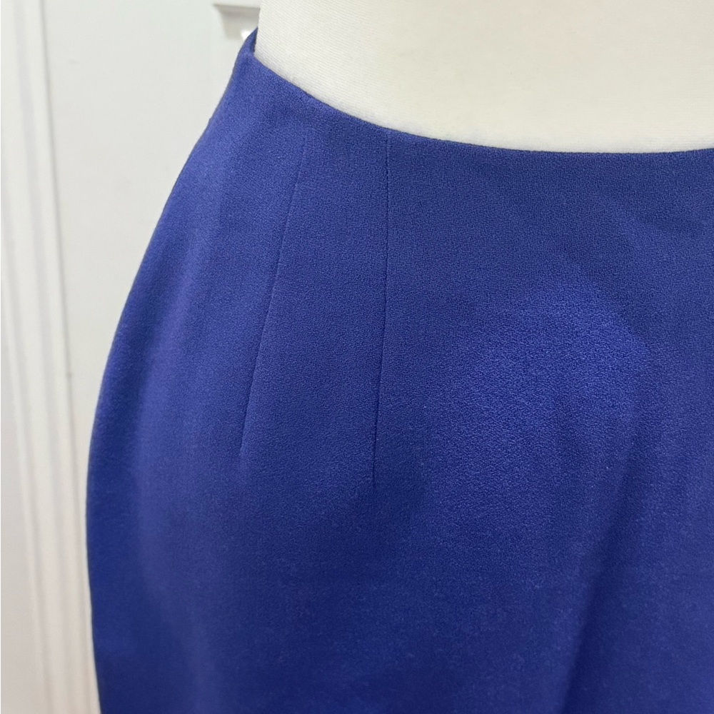 Linda Allard Ellen Tracy. Purple Crepe Wool Pencil Skirt. Size 10. - Picture 3 of 11